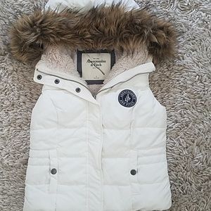 Abercrombie and fitch vest
